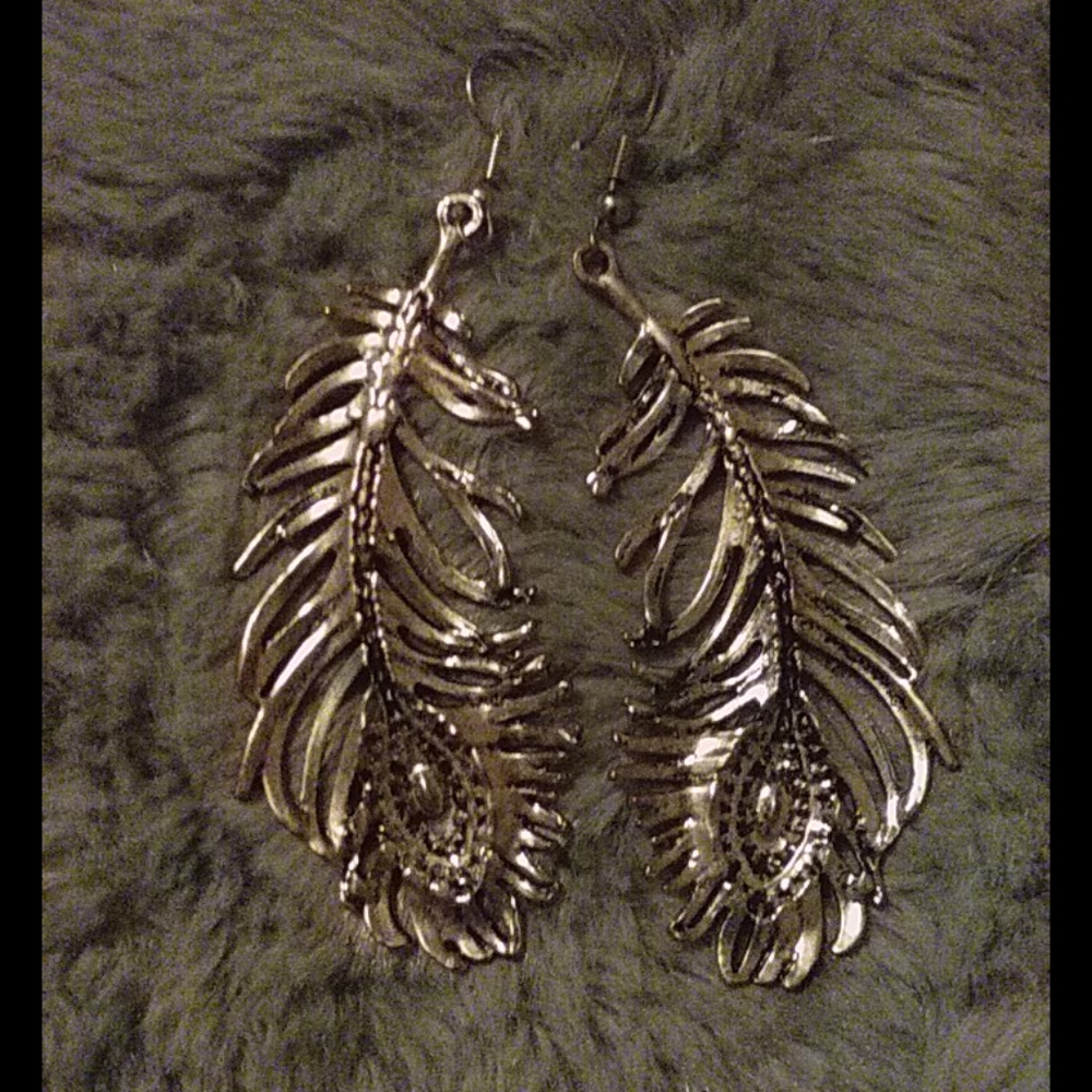 Sterling silver feathered earrings - Picture 2 of 3
